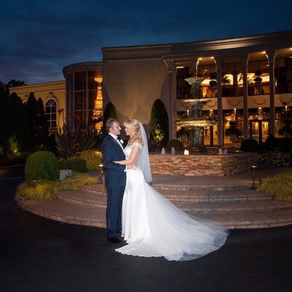 Stephen Yearick Wedding Dress - Picture 5 of 7